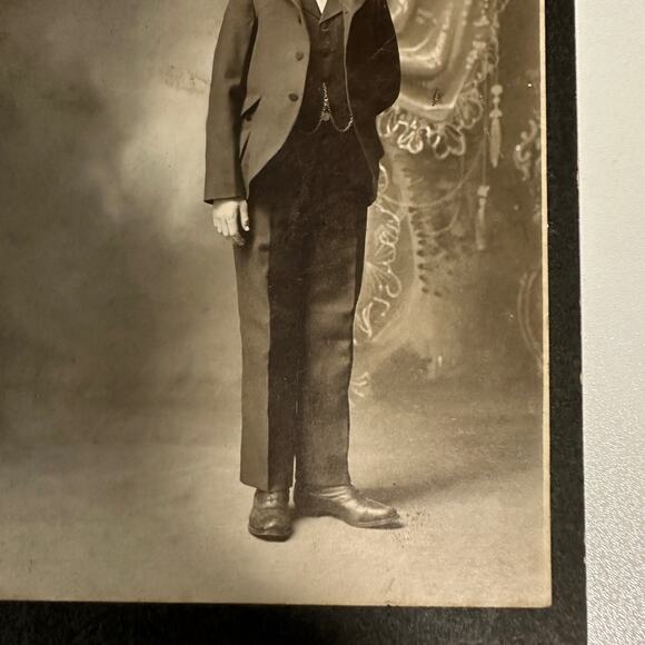 Antique CDV Cabinet Photo Sepia Confirmation 1902 - Picture 3 of 5